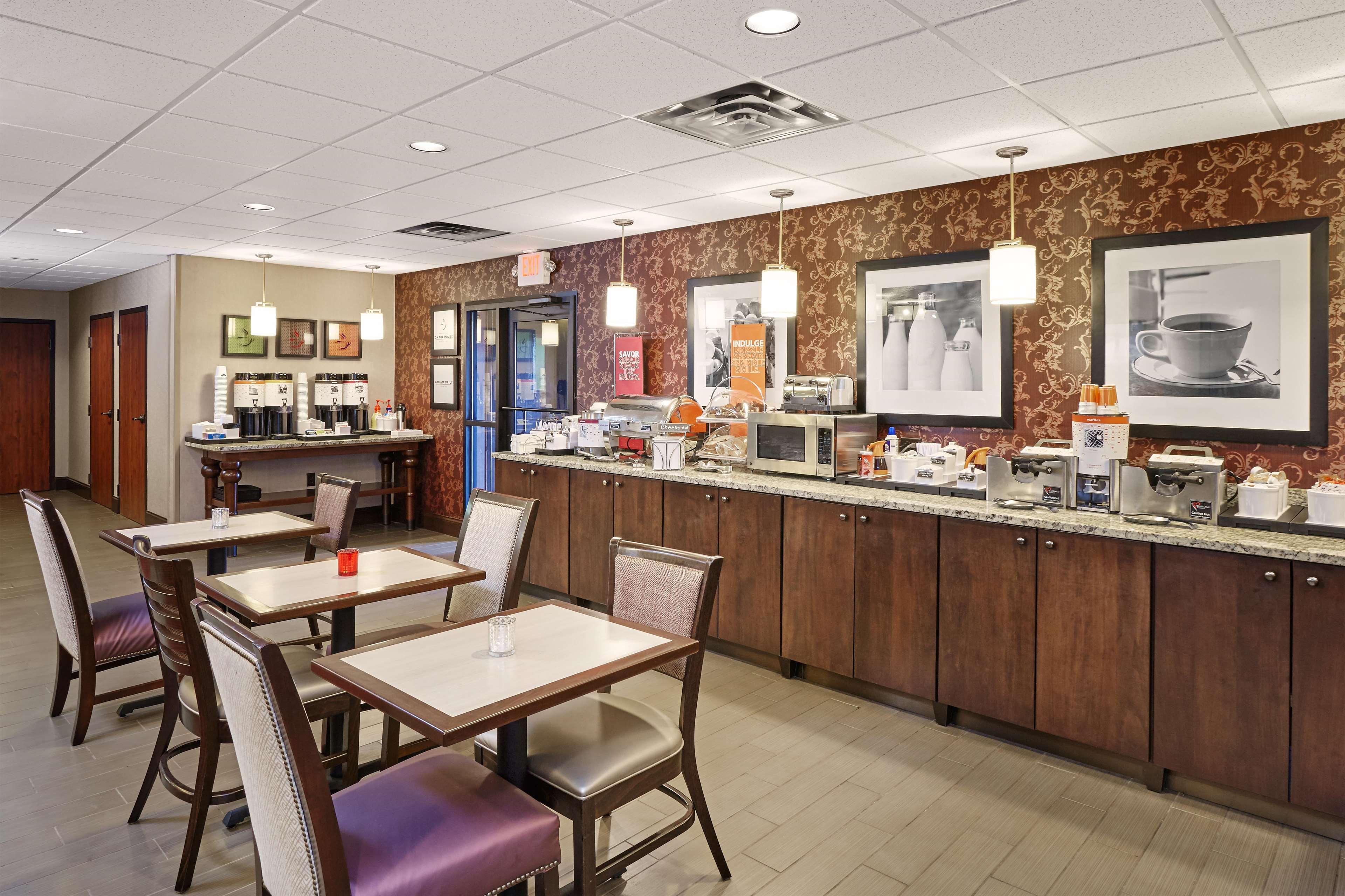 Hampton Inn East Peoria Ngoại thất bức ảnh
